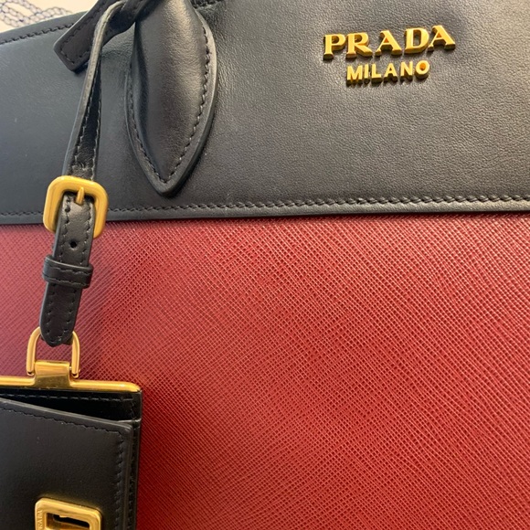 PRADA Leather Tote In Red and Black - Picture 5 of 13